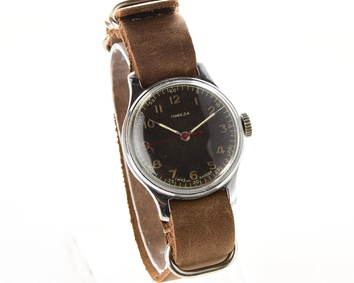 Excellent Soviet vintage Pobeda watch with central seconds hand, from 1956!