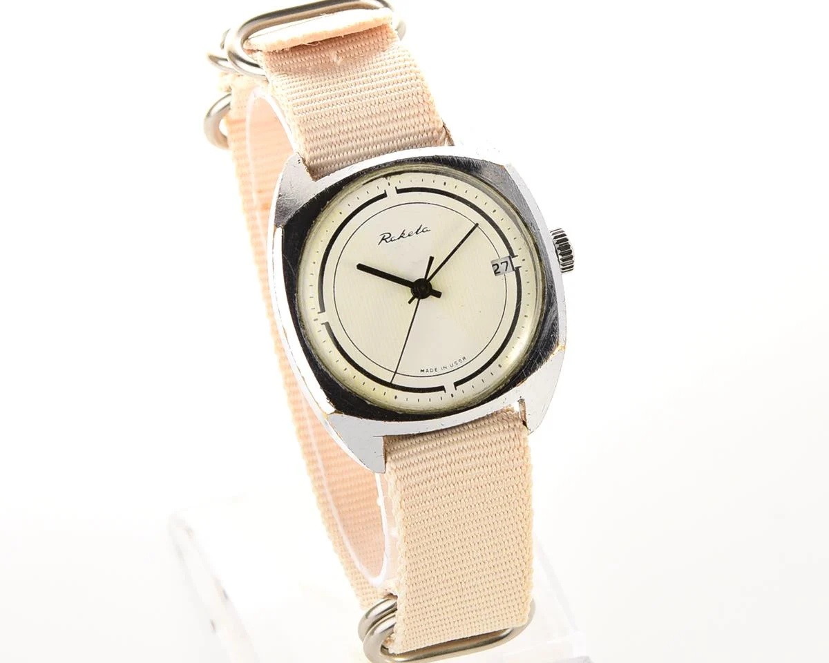 Vintage Soviet wrist watch Raketa