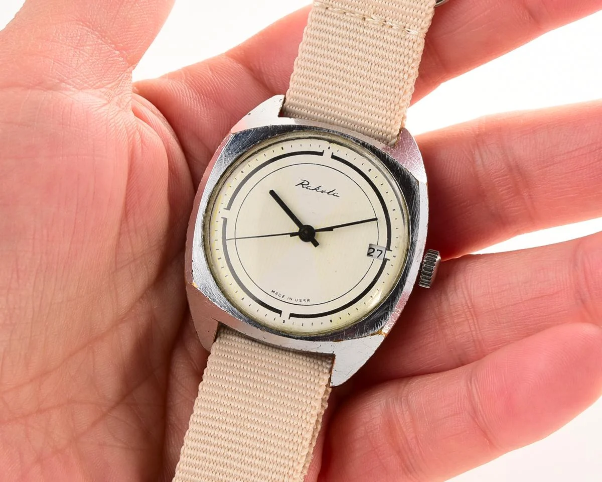 Vintage Soviet wrist watch Raketa