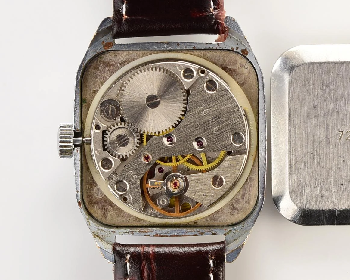 Vintage Soviet wrist watch Raketa