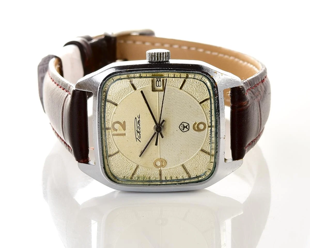 Vintage Soviet wrist watch Raketa