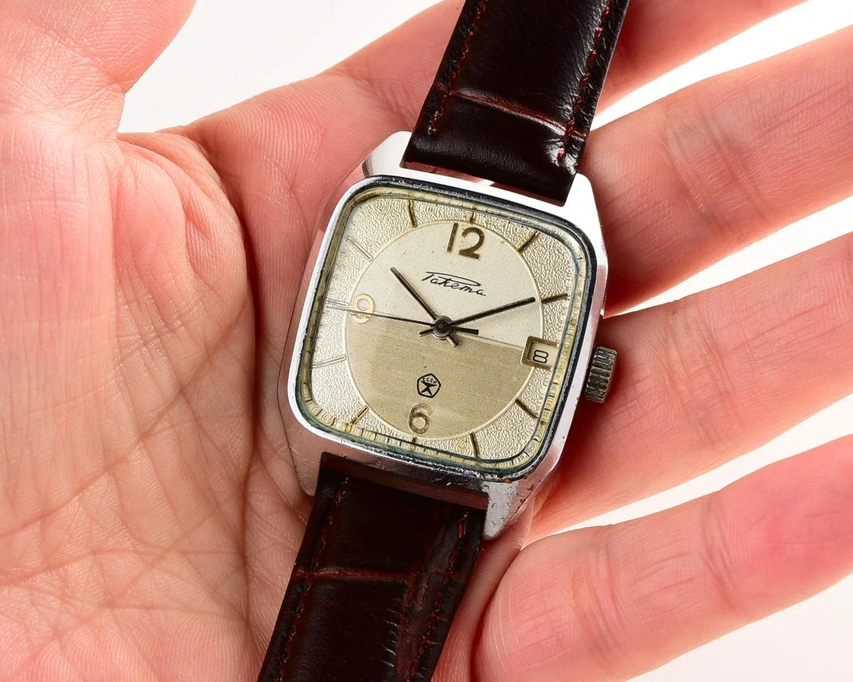 Vintage Soviet wrist watch Raketa