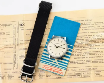 TIME CAPSULE: mechanical Raketa watch, New Old Stock (NOS)!