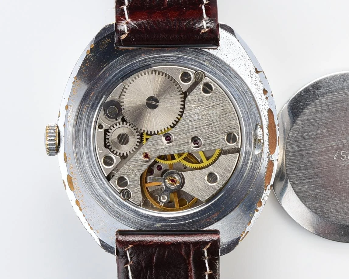 Large vintage Raketa mechanical watch