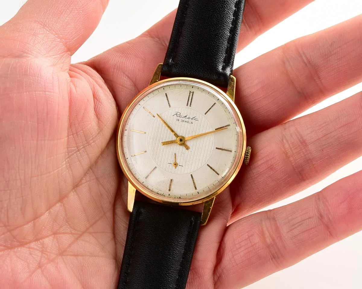 Vintage gold-plated Raketa mechanical watch