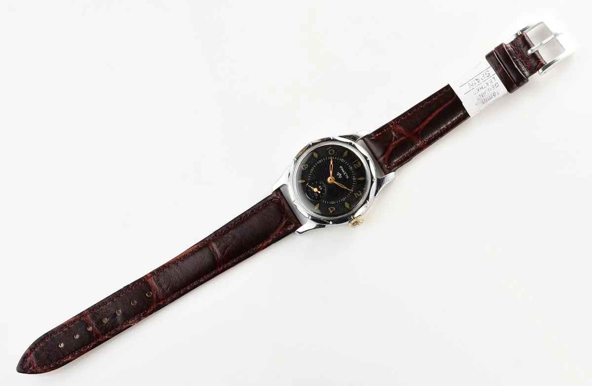 Vintage Soviet Raketa wrist watch
