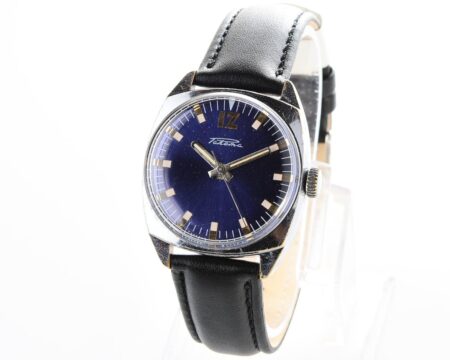 Soviet RAKETA vintage mechanical watch