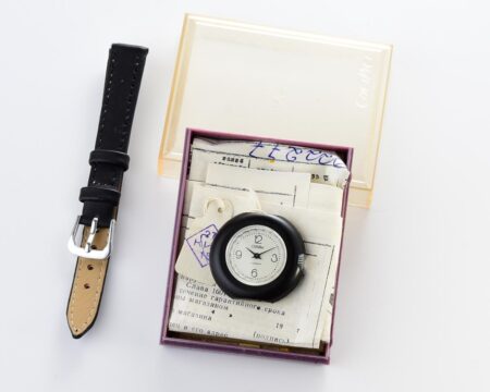 TIME CAPSULE: SLAVA vintage wrist watch for ladies – new old stock(NOS)!