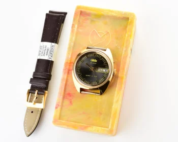 Excellent Soviet gold-plated mechanical watch Slava