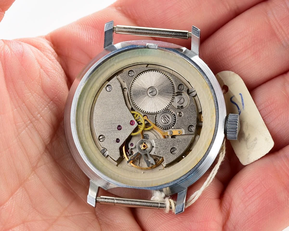 TIME CAPSULE: Soviet Vostok mechanical watch – New Old Stock (NOS)!
