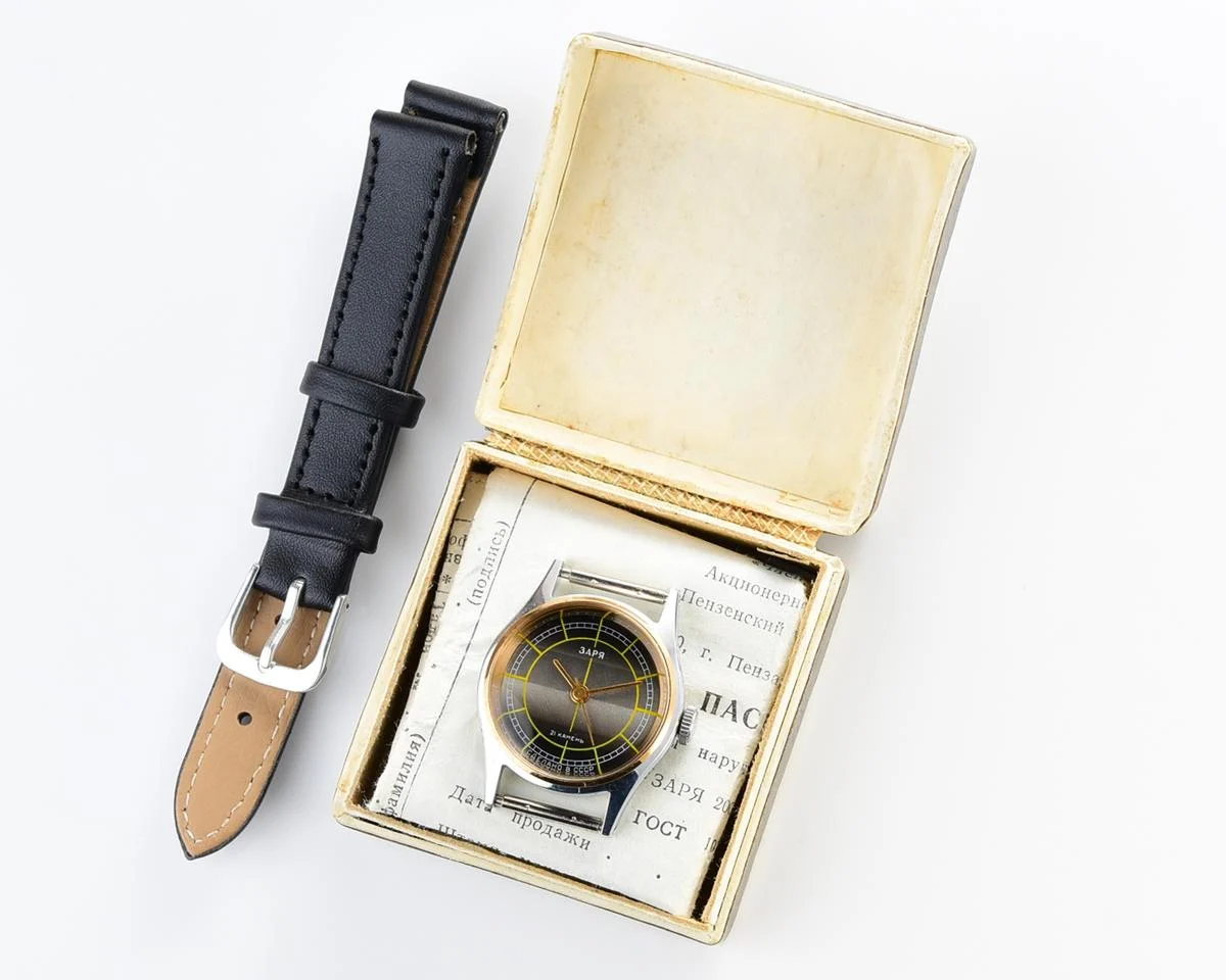 TIME CAPSULE: Zaria vintage wrist watch for ladies – New Old Stock (NOS)!