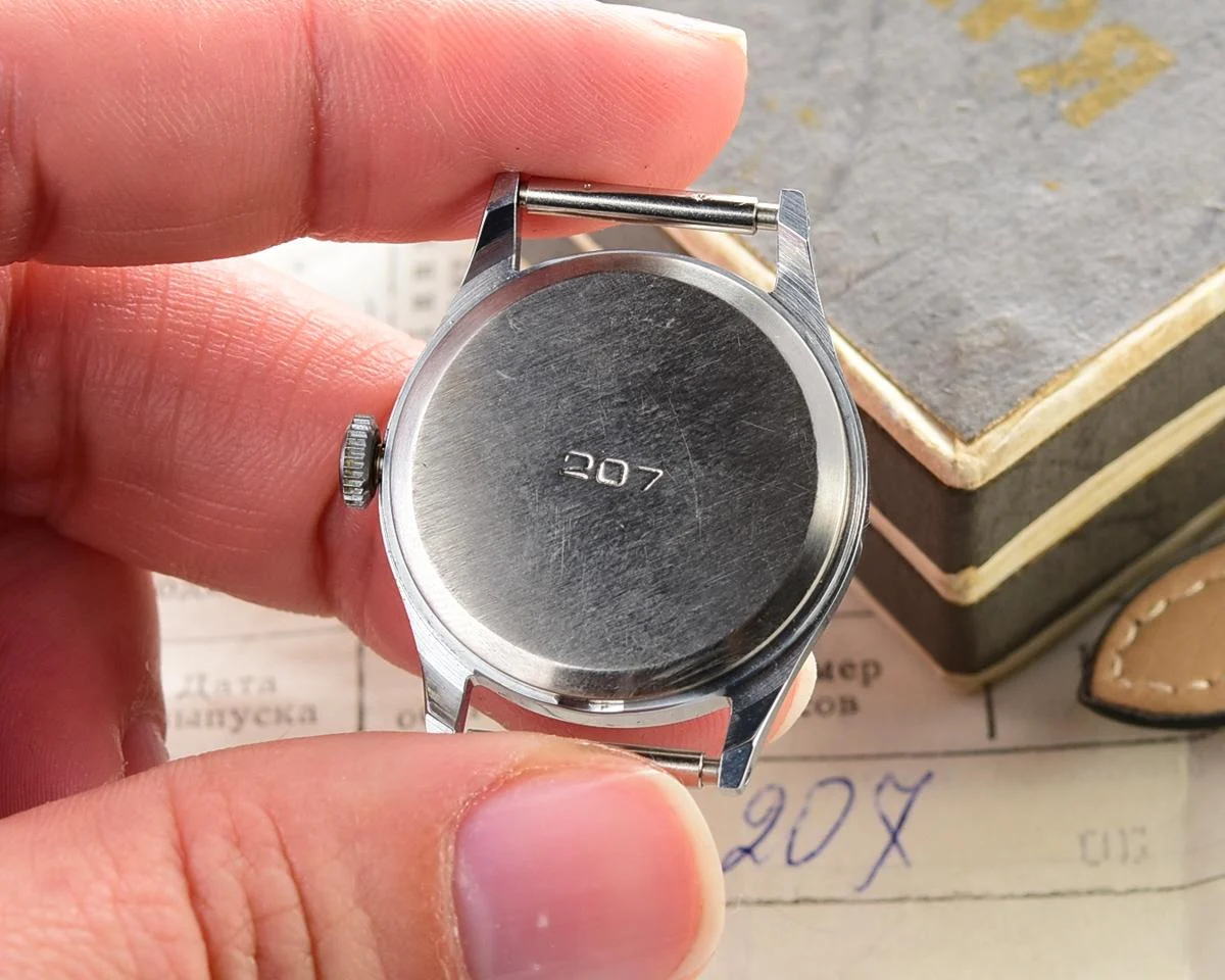 TIME CAPSULE: Zaria vintage wrist watch for ladies – New Old Stock (NOS)!