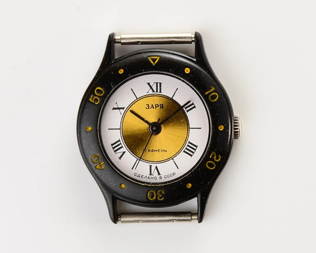TIME CAPSULE: Zaria vintage wrist watch for ladies – New Old Stock (NOS)!