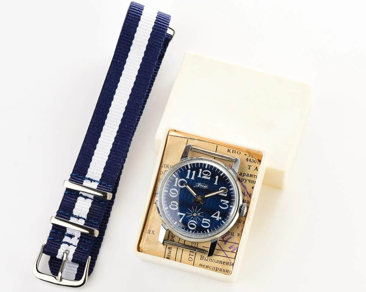 TIME CAPSULE: Soviet mechanical Zim watch in box – New Old Stock (NOS)!