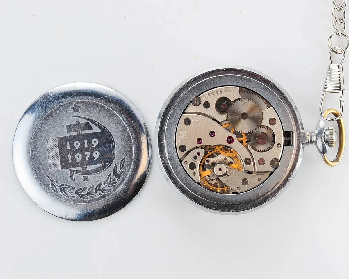 Rare: 1979 anniversary mechanical Molnija - 60 years of Bashkirian Autonomous Soviet Socialist Republic