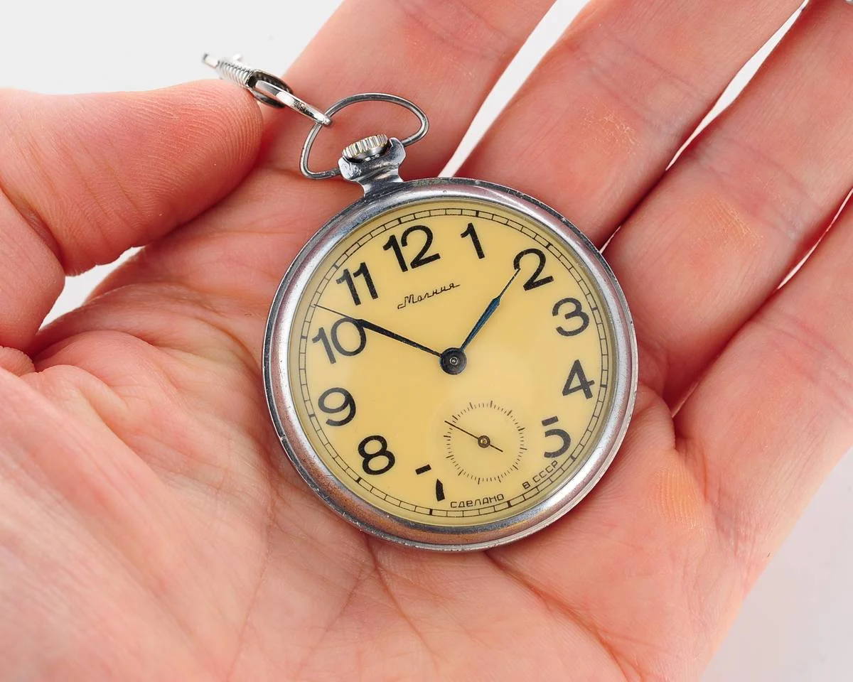 watch Molnija open face 10812-0056