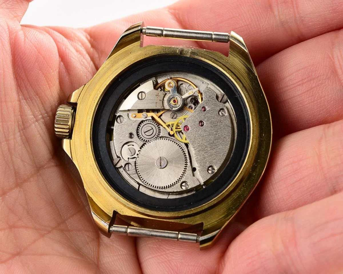 TIME CAPSULE: Vostok Komandirskie mechanical watch – New Old Stock (NOS)!