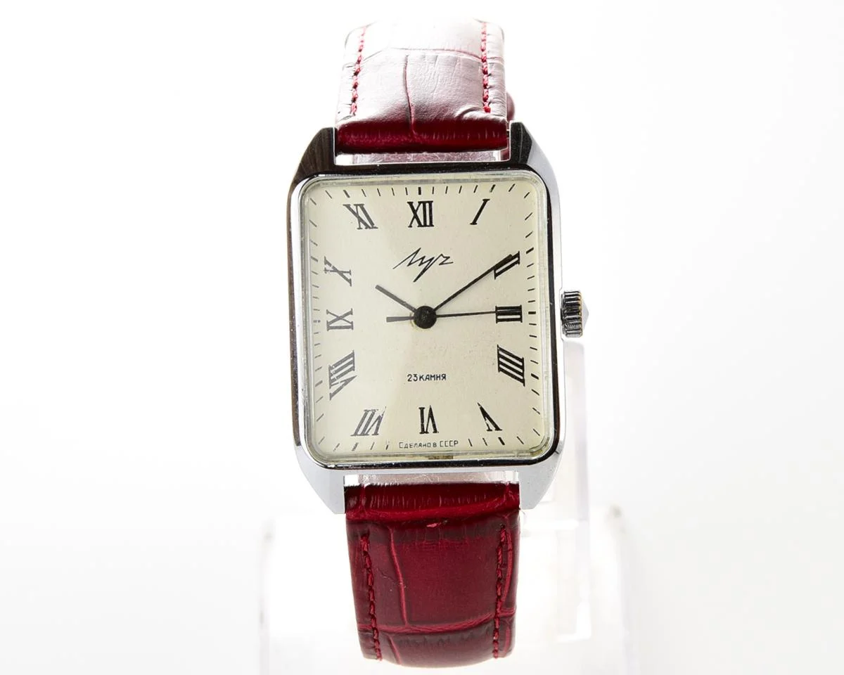 Soviet vintage mechanical watch Luch