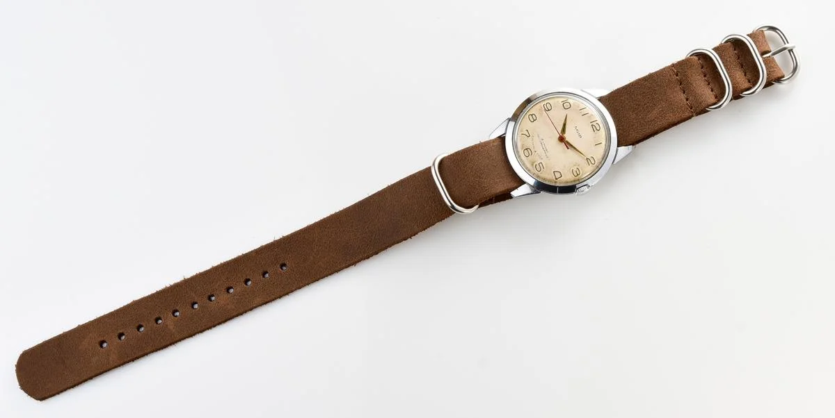 Vintage Soviet Mir mechanical watch