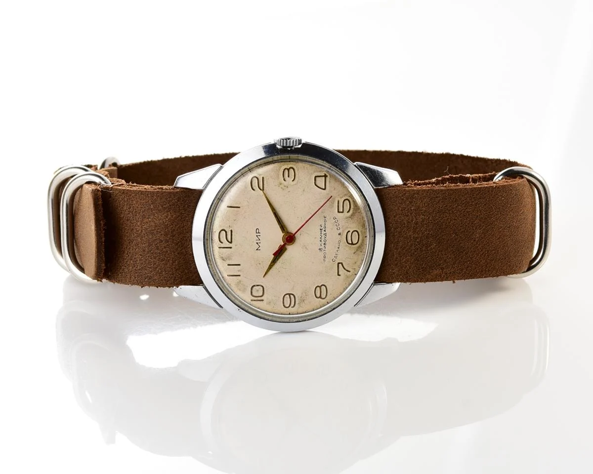 Vintage Soviet Mir mechanical watch