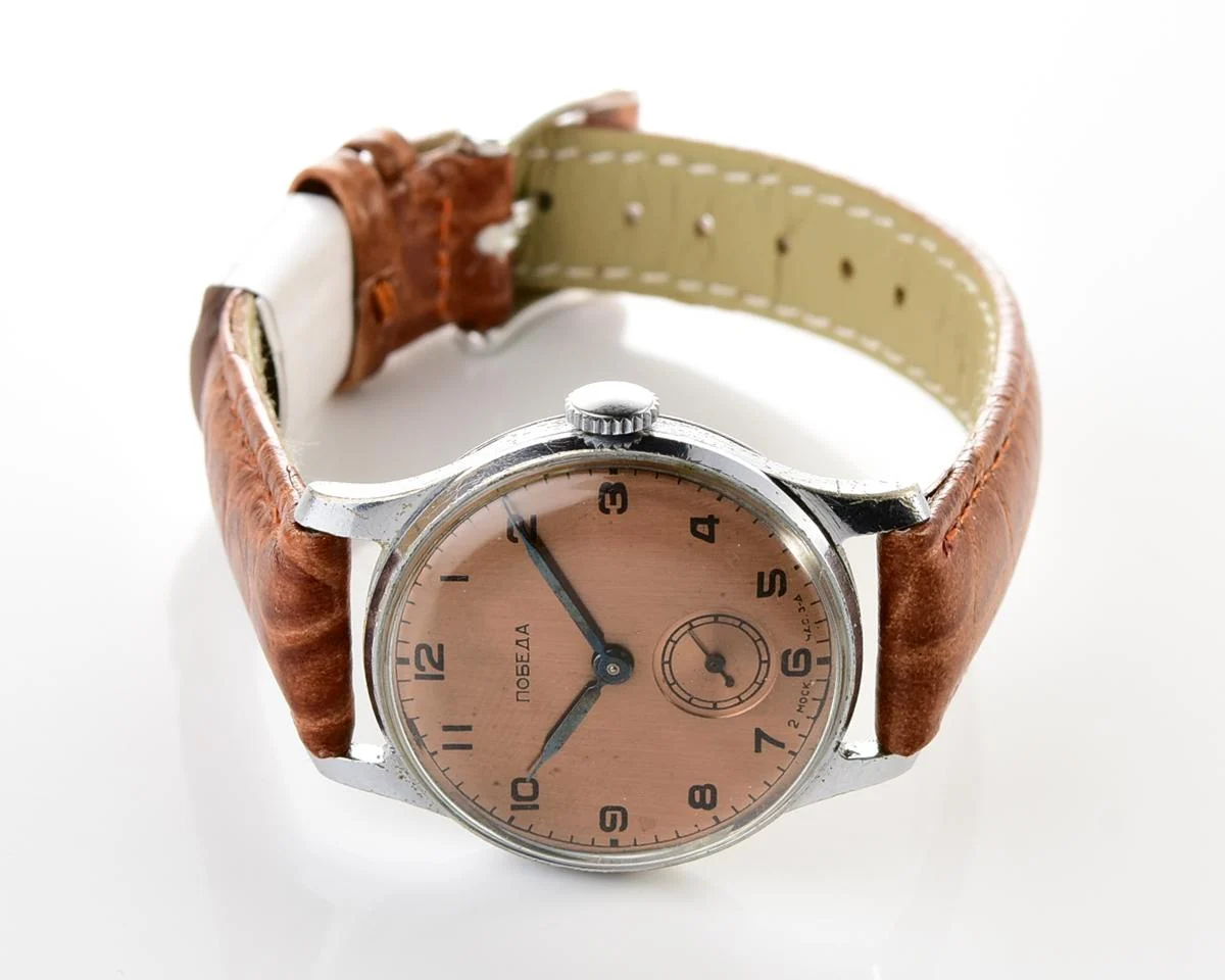 Excellent Soviet Pobeda watch with bronze dial, 4th quarter of 1958