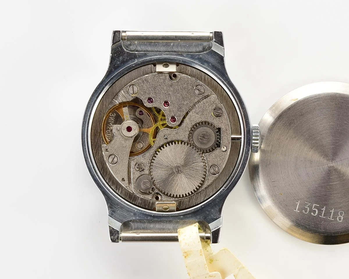 TIME CAPSULE: Soviet mechanical Pobeda watch in box – New Old Stock (NOS)!
