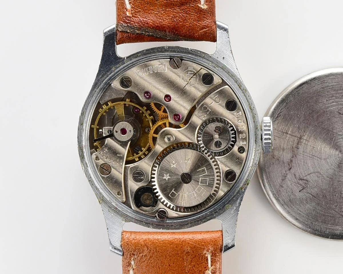 Excellent vintage Soviet mechanical Pobeda watch from the 2nd quarter of 1955!