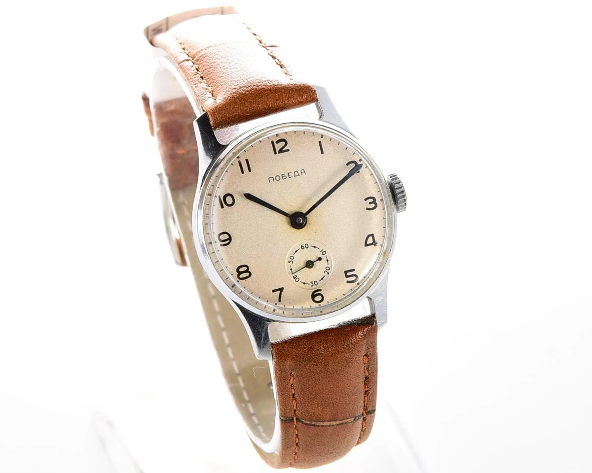 Excellent vintage Soviet mechanical Pobeda watch from the 2nd quarter of 1955!