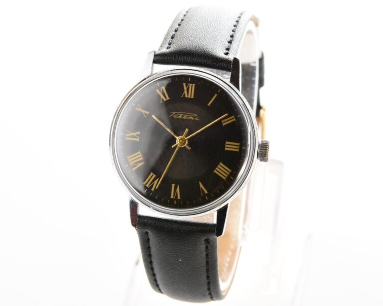 Soviet RAKETA vintage mechanical watch