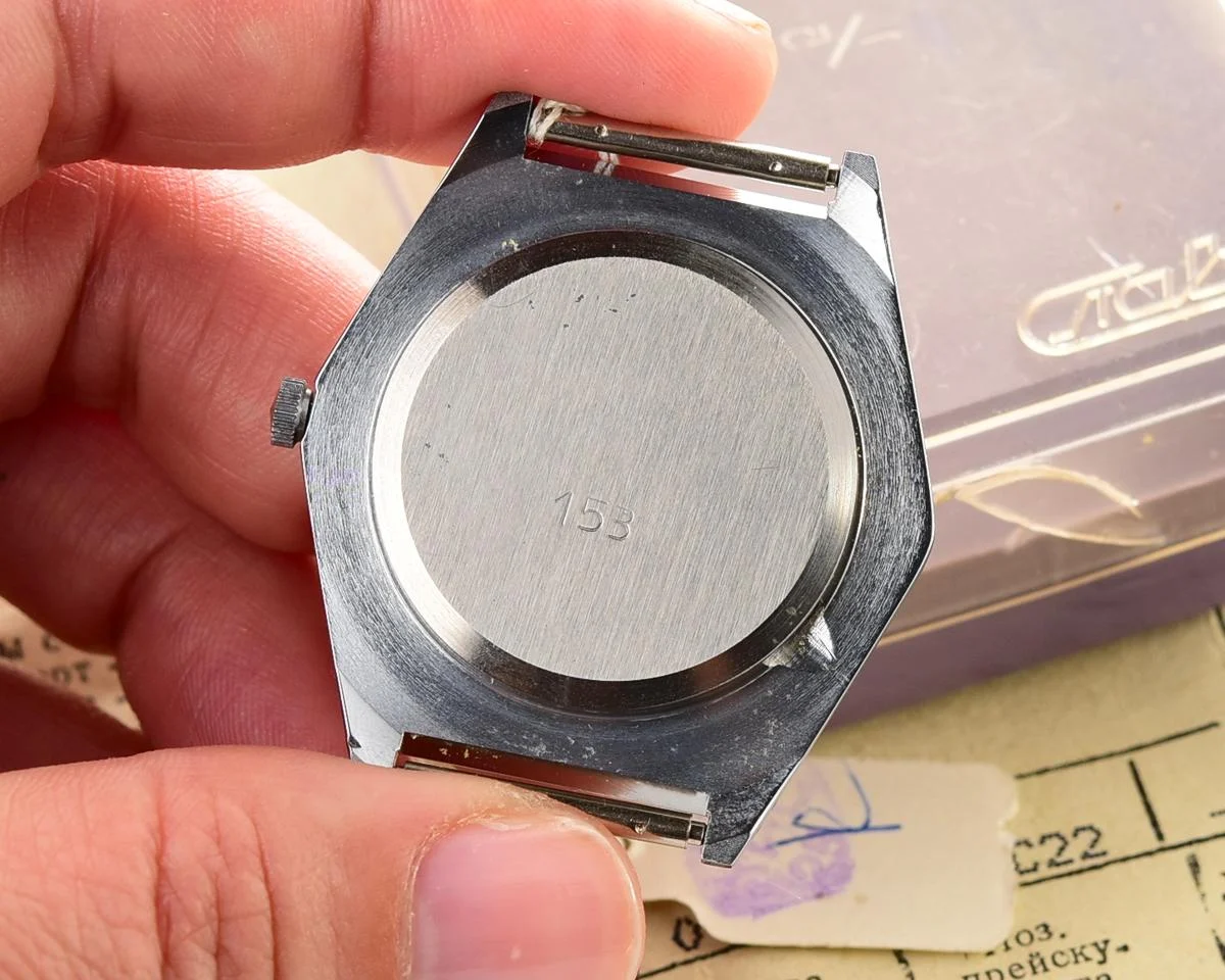 TIME CAPSULE: Soviet Slava with quartz movement – New Old Stock (NOS)!