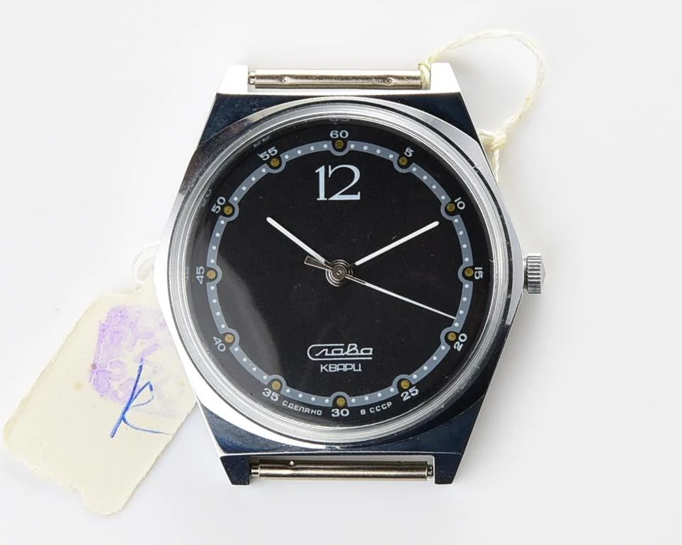 TIME CAPSULE: Soviet Slava with quartz movement – New Old Stock (NOS)!