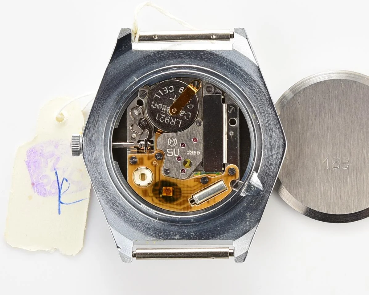 TIME CAPSULE: Soviet Slava with quartz movement – New Old Stock (NOS)!