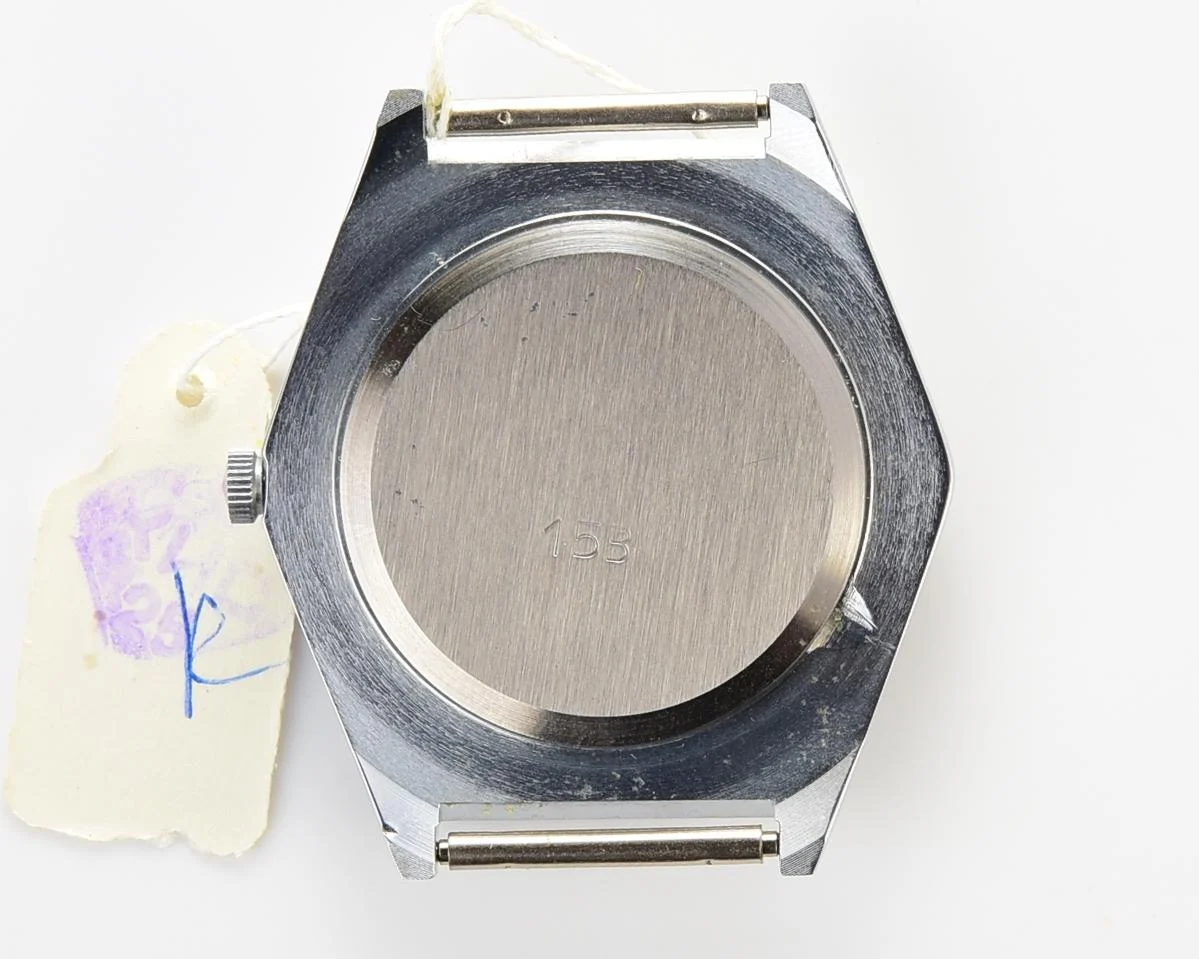 TIME CAPSULE: Soviet Slava with quartz movement – New Old Stock (NOS)!