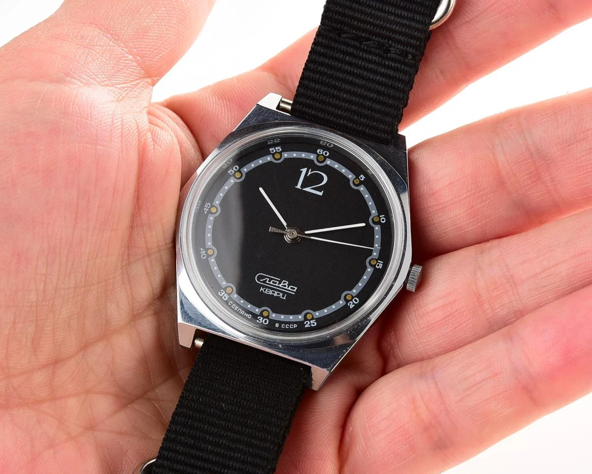 TIME CAPSULE: Soviet Slava with quartz movement – New Old Stock (NOS)!