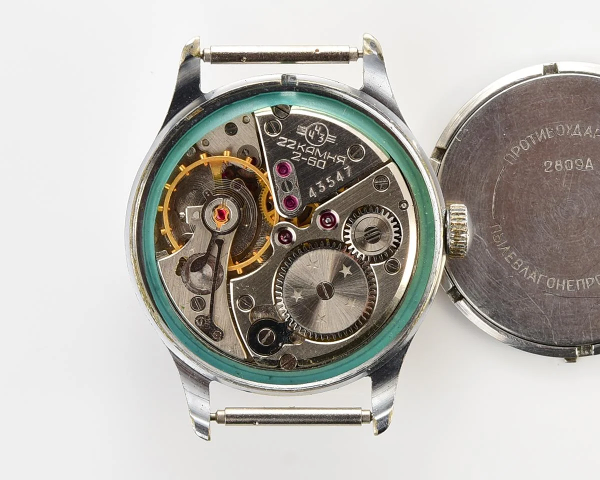Soviet Volna 22 jewels vintage mechanical watch - 2nd quarter of 1960!