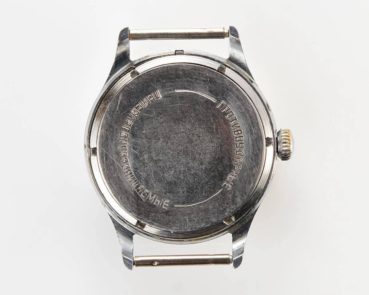 Wostok (Vostok) mechanical wrist watch with 22 jewels precision movement