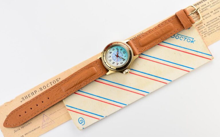 TIME CAPSULE: Vostok Commander’s Junior mechanical watch – new old stock(NOS)!