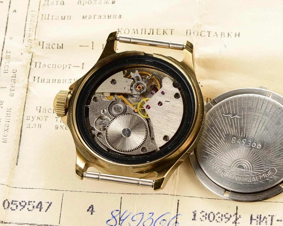 TIME CAPSULE: Vostok Commander’s Junior mechanical watch – New Old Stock (NOS)!
