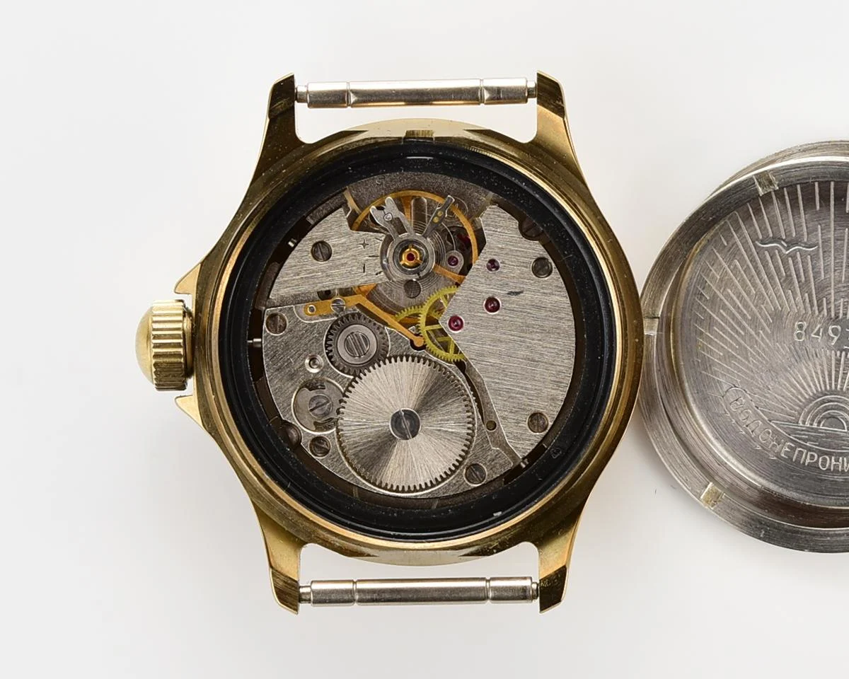 TIME CAPSULE: Vostok Commander’s Junior mechanical watch – New Old Stock (NOS)!