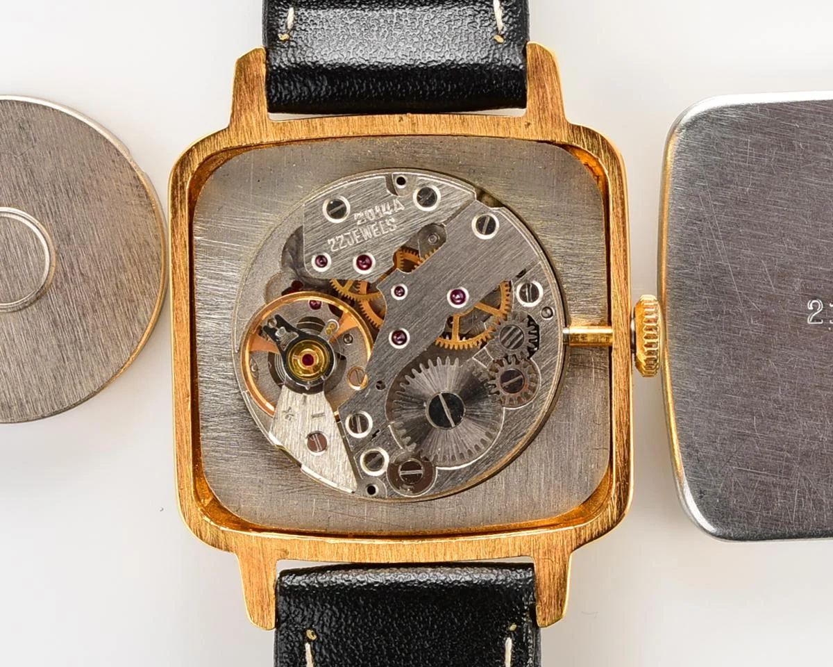 Vintage mechanical Zaria gold-plated watch