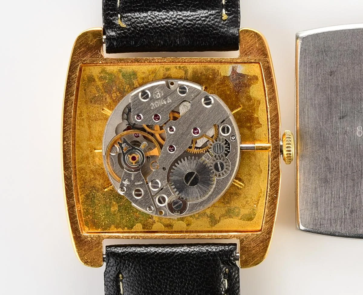 Vintage mechanical Zaria gold-plated watch