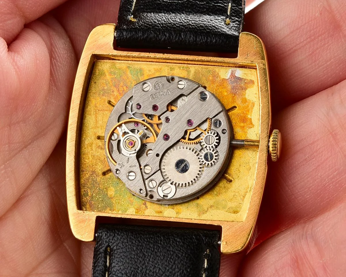 Vintage mechanical Zaria gold-plated watch