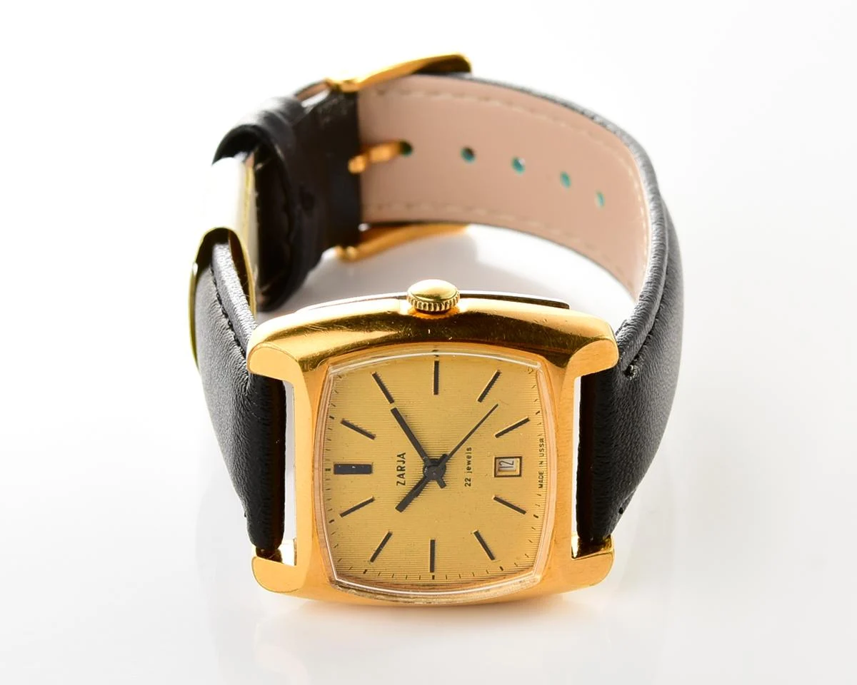 Vintage mechanical Zaria gold-plated watch