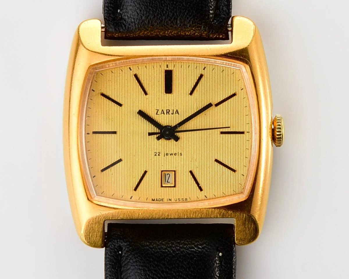 Vintage mechanical Zaria gold-plated watch