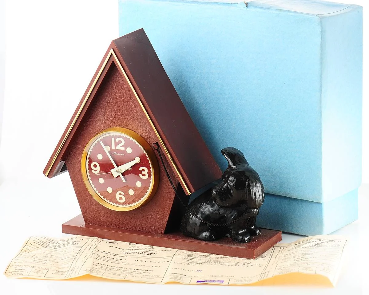 TIME CAPSULE: Molnija table clock (NOS) - 9 days power reserve!