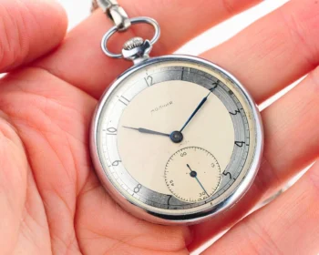 Molnija open face vintage Soviet pocket watch, 1st quarter of 1949!
