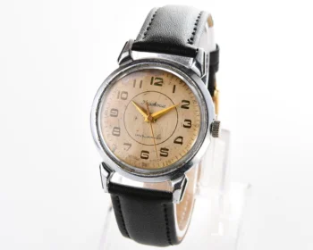 Beautiful vintage Soviet wrist watch from 50s - Kirovskie 1MWF