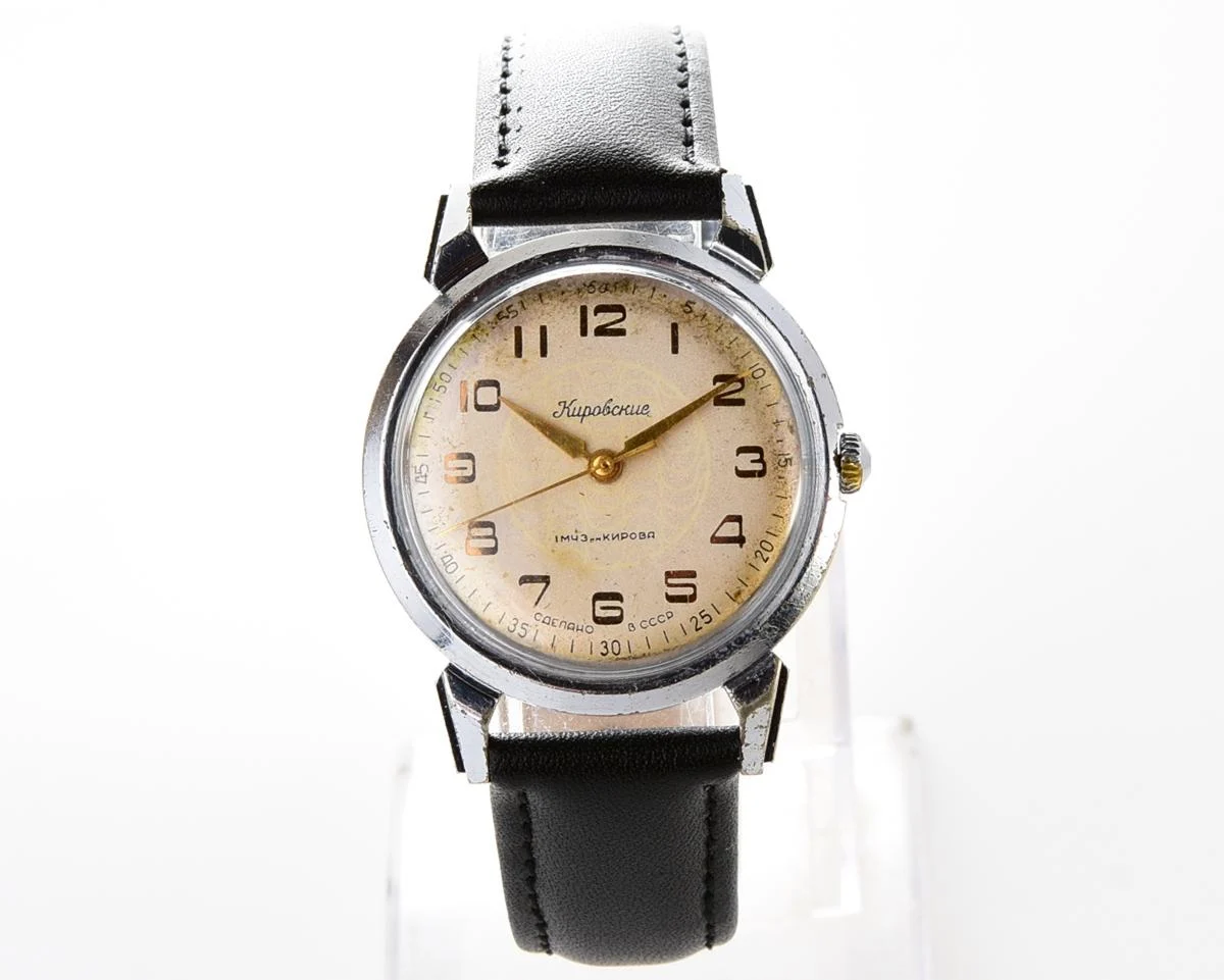 Vintage Soviet wristwatch from 1950s - Kirovskie 1MWF