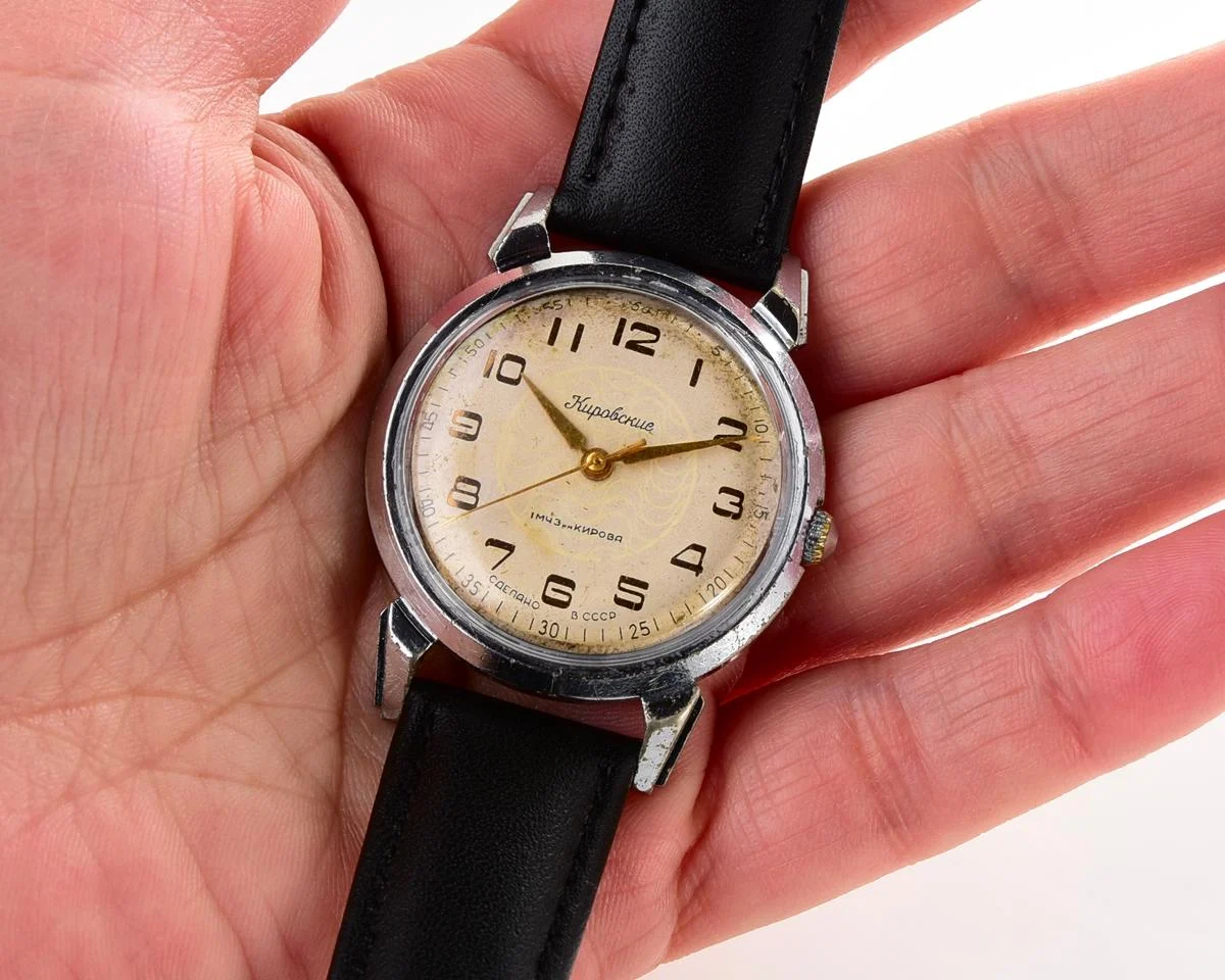 Vintage Soviet wristwatch from 1950s - Kirovskie 1MWF
