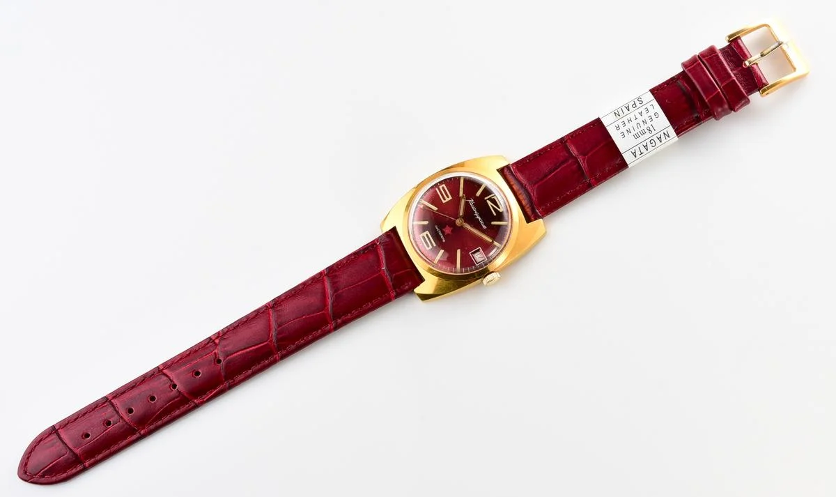 Soviet gold-plated Vostok Komandirskie mechanical watch - Zakaz MO CCCP!